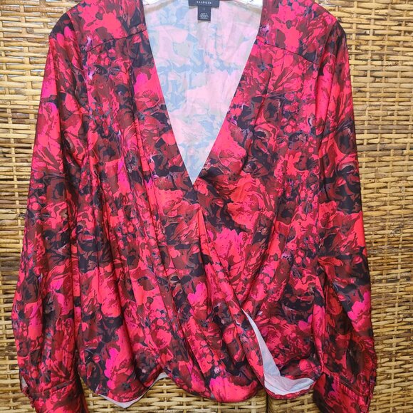 Halogen Red Blouse Floral Print Blouse Sz 1 or XL Long Sleeve Cross Over Front - Picture 3 of 6